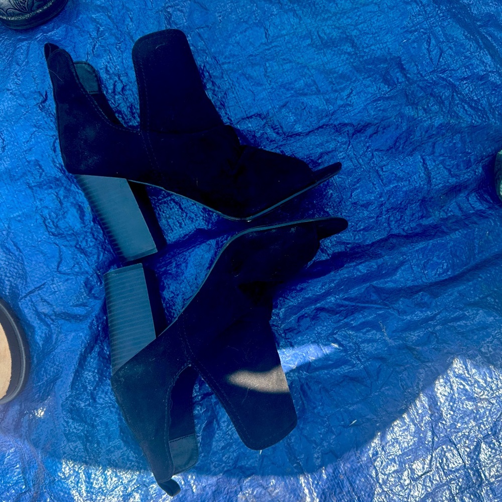 Beautiful! Black suede heels. Brand new, never worn